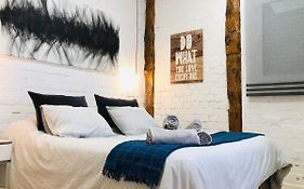 Apartamento con encanto en zona Tirso de Molina-Sol